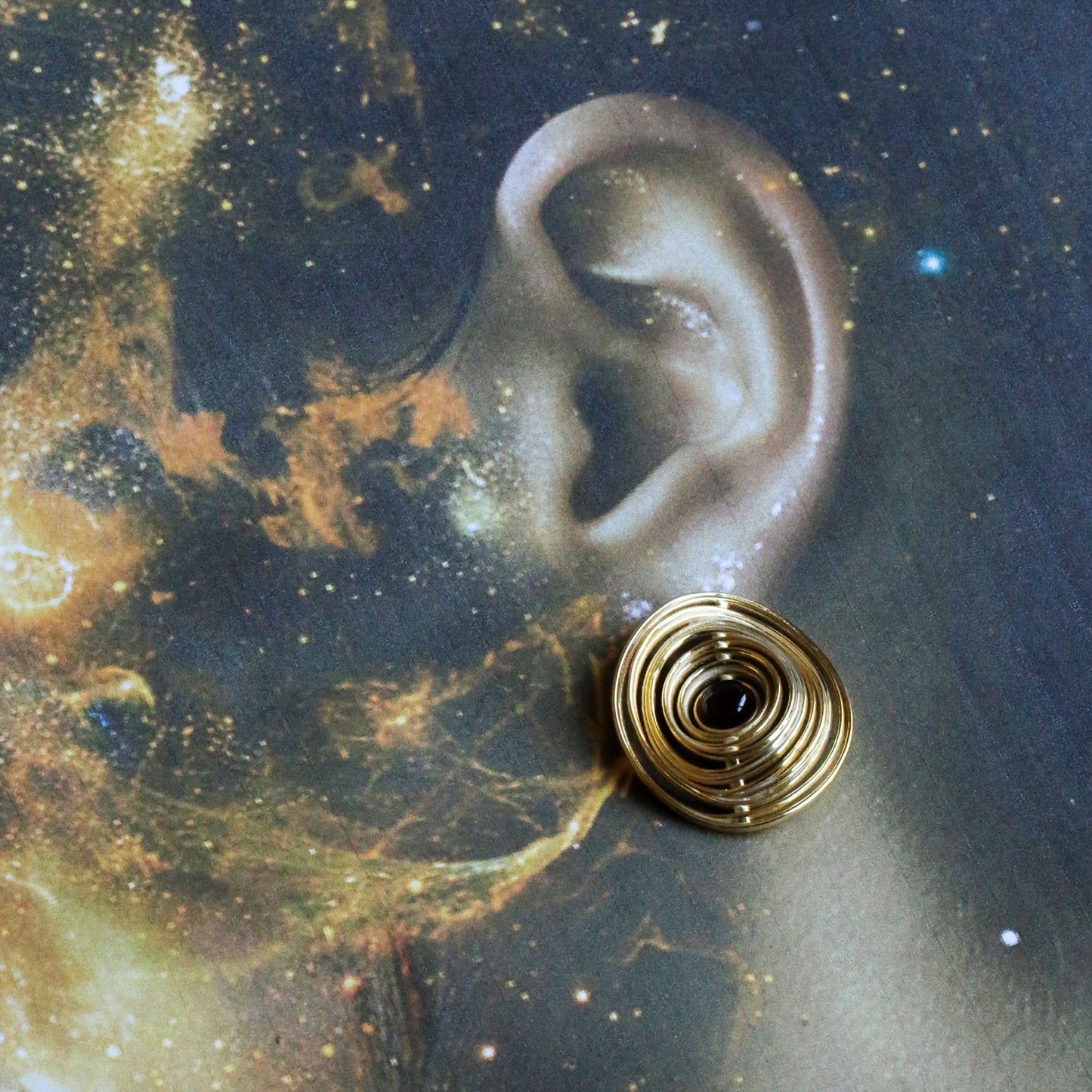 ''Gravitas'' Earring: The story of a star