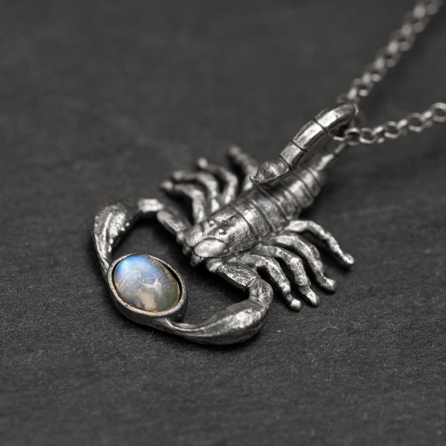 ”Scorpiones” Kolye