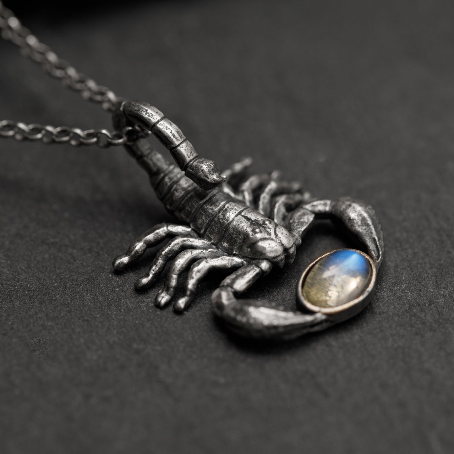 ”Scorpiones” Kolye