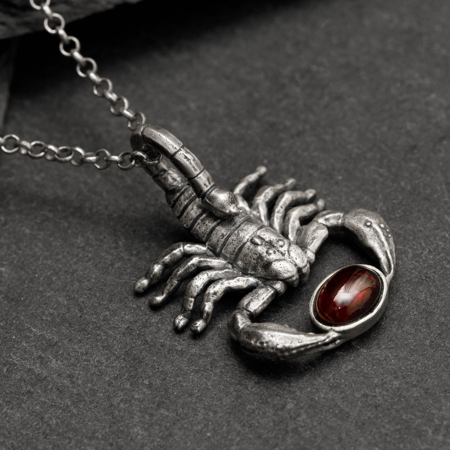 ”Scorpiones” Kolye