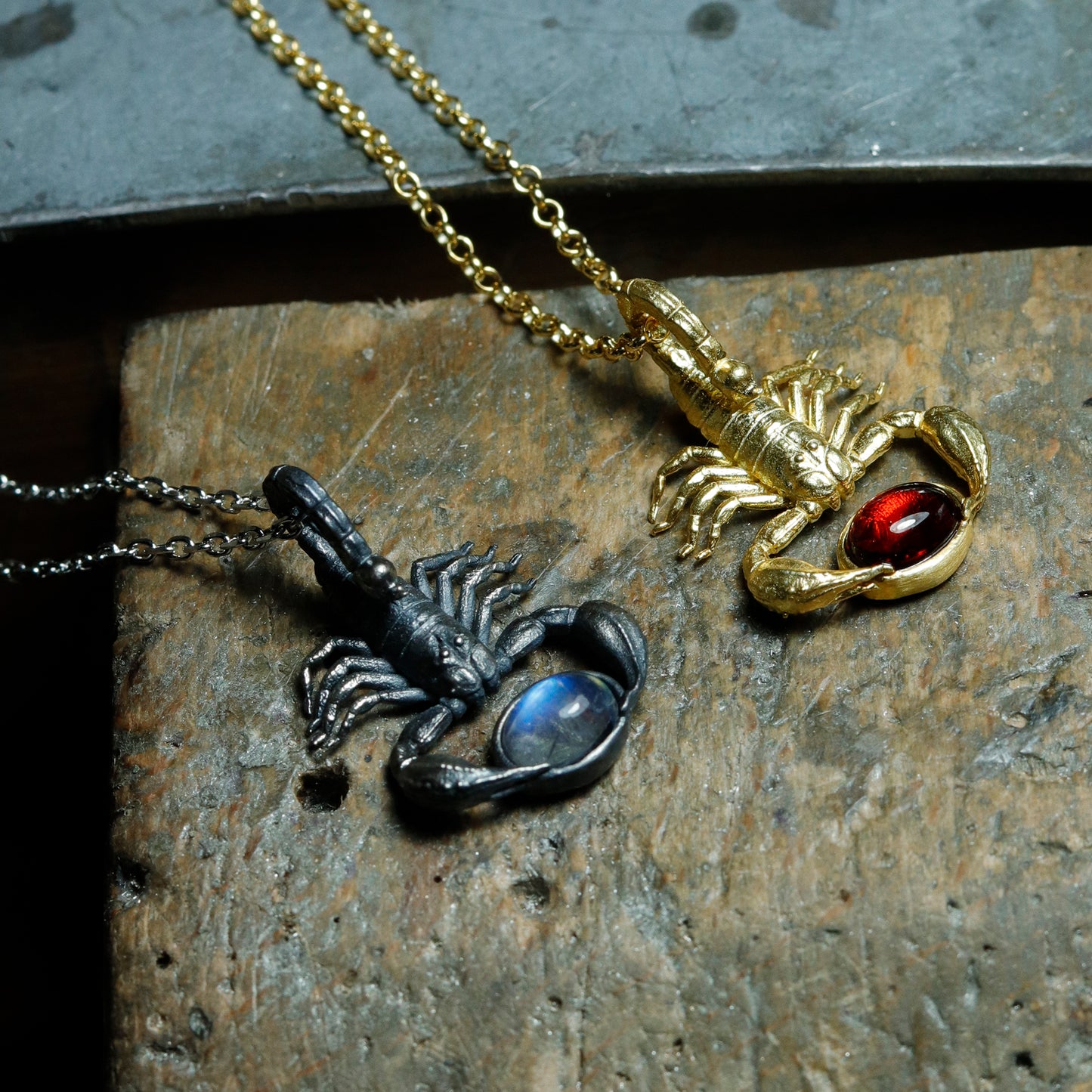 ”Scorpiones” Kolye