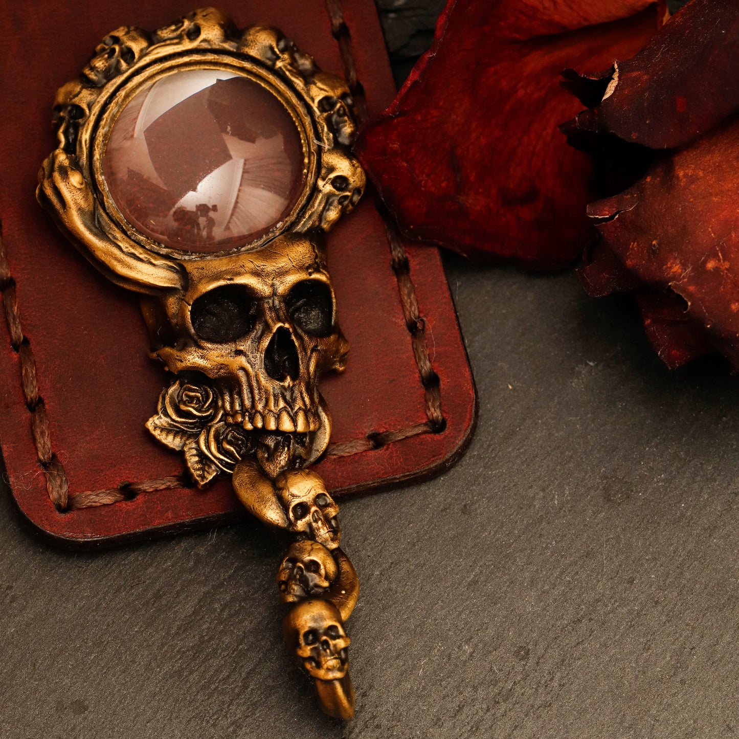 ''Vanitas'' büyüteç