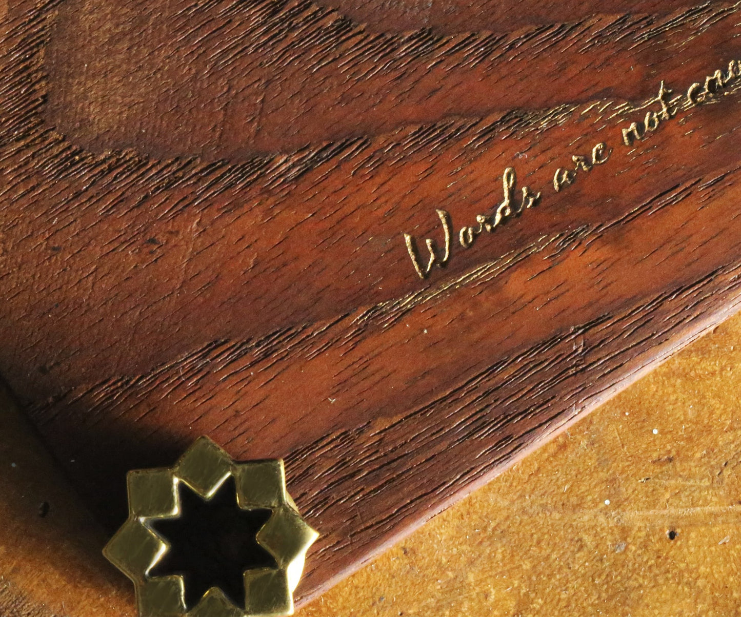 Infinite Stars / Wooden stand
