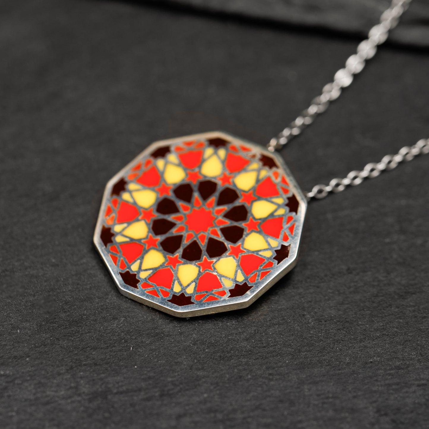 Geometrik Desen Kolye