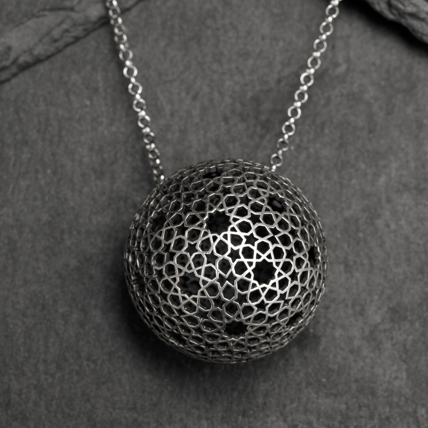 Selçuklu Küre Kolye