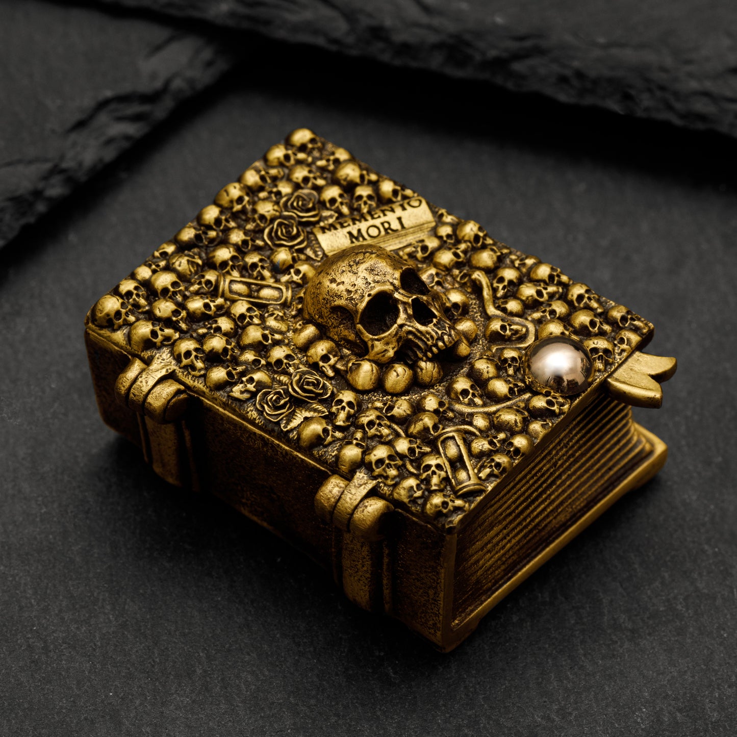 Vanitas Tip Box