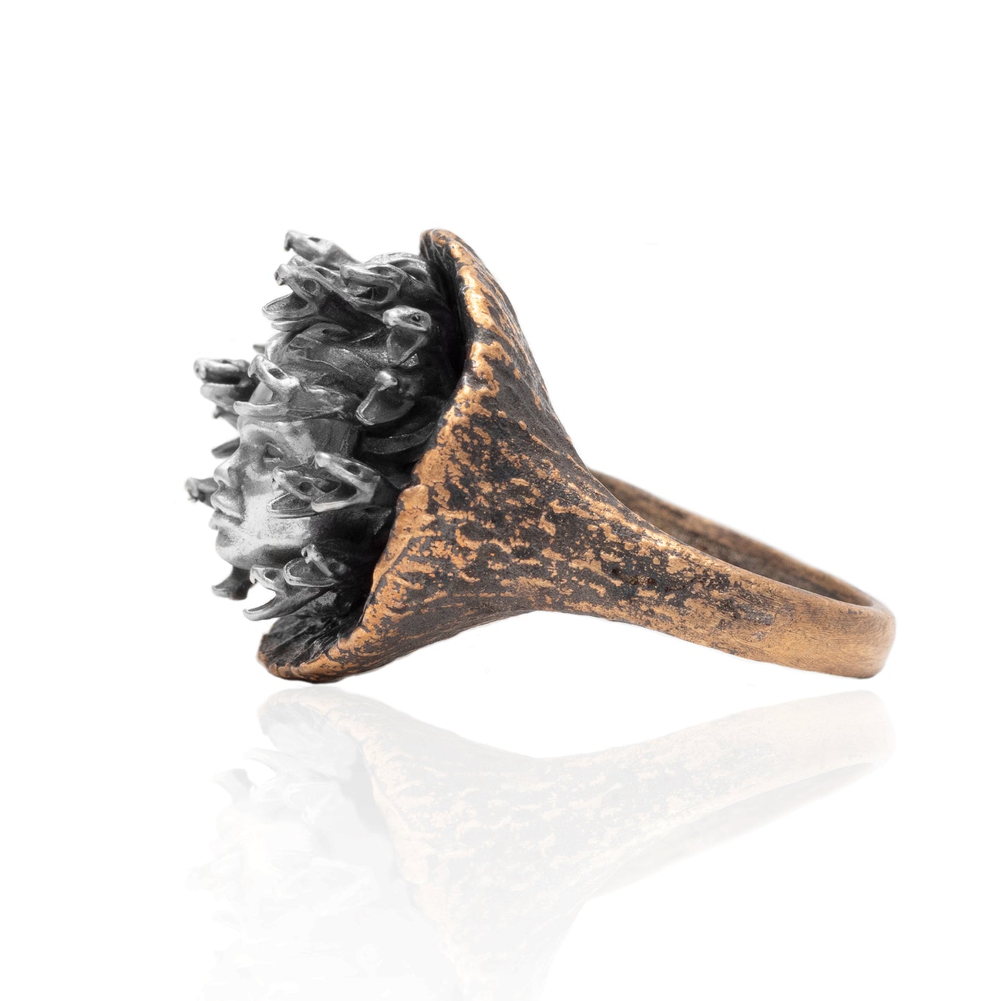 Medusa Ring