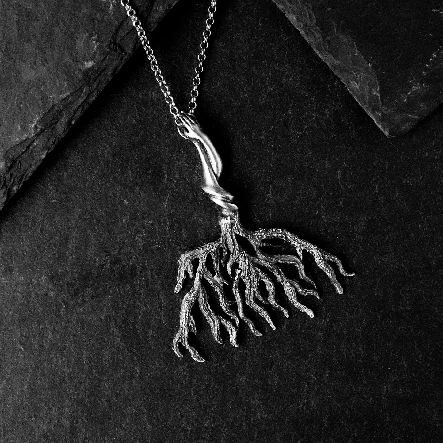 Kuan Ivy Necklace