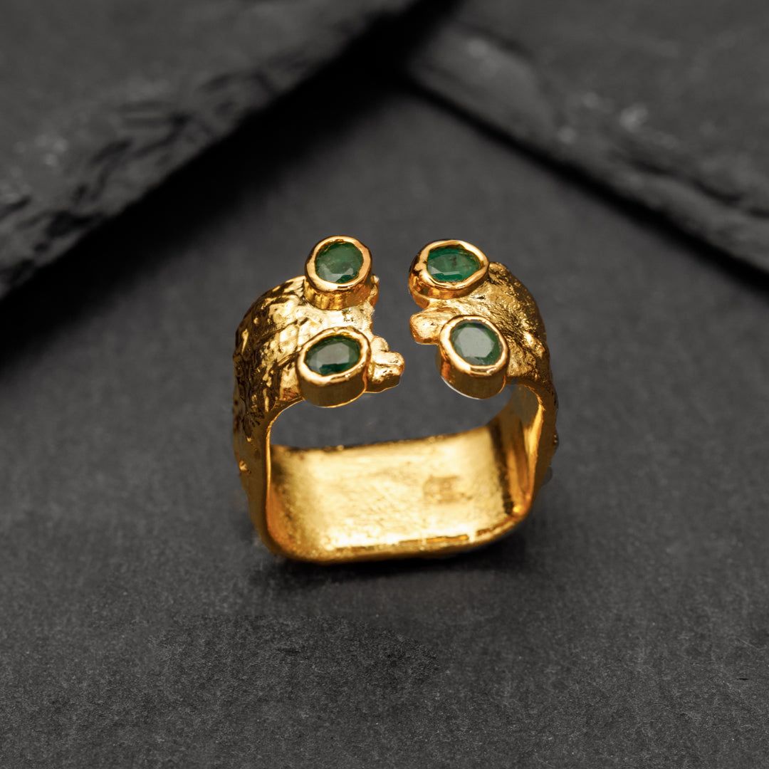 Emerald Yüzük