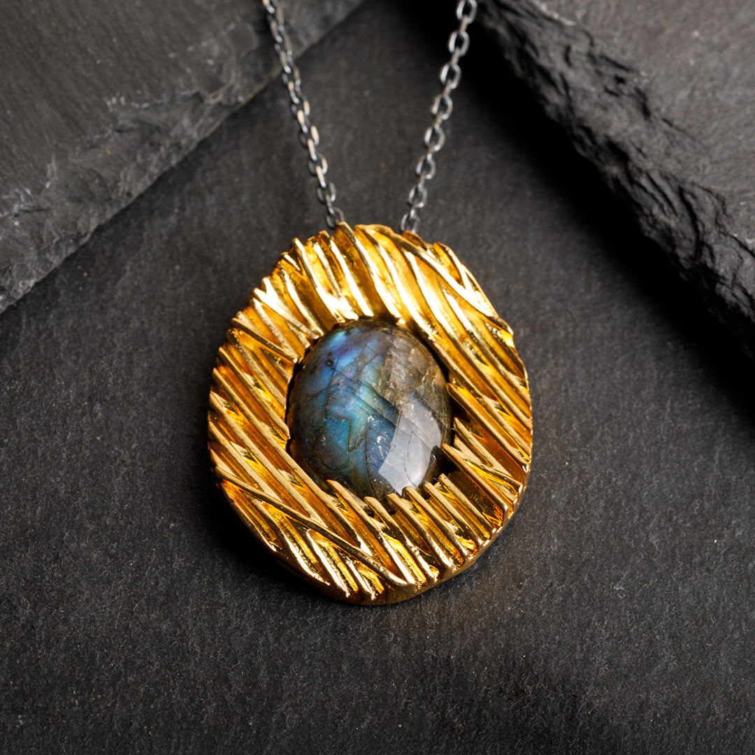 ''Aurora'' Kolye