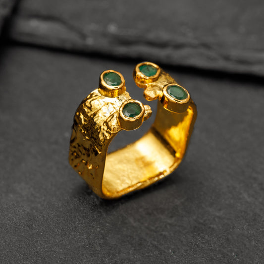 Emerald Yüzük